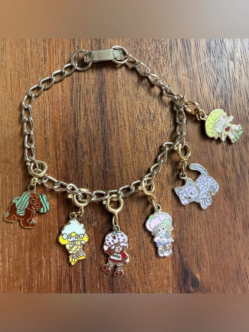 Vintage Strawberry Shortcake Charm Bracelet 1980 1981 With 6 Charms